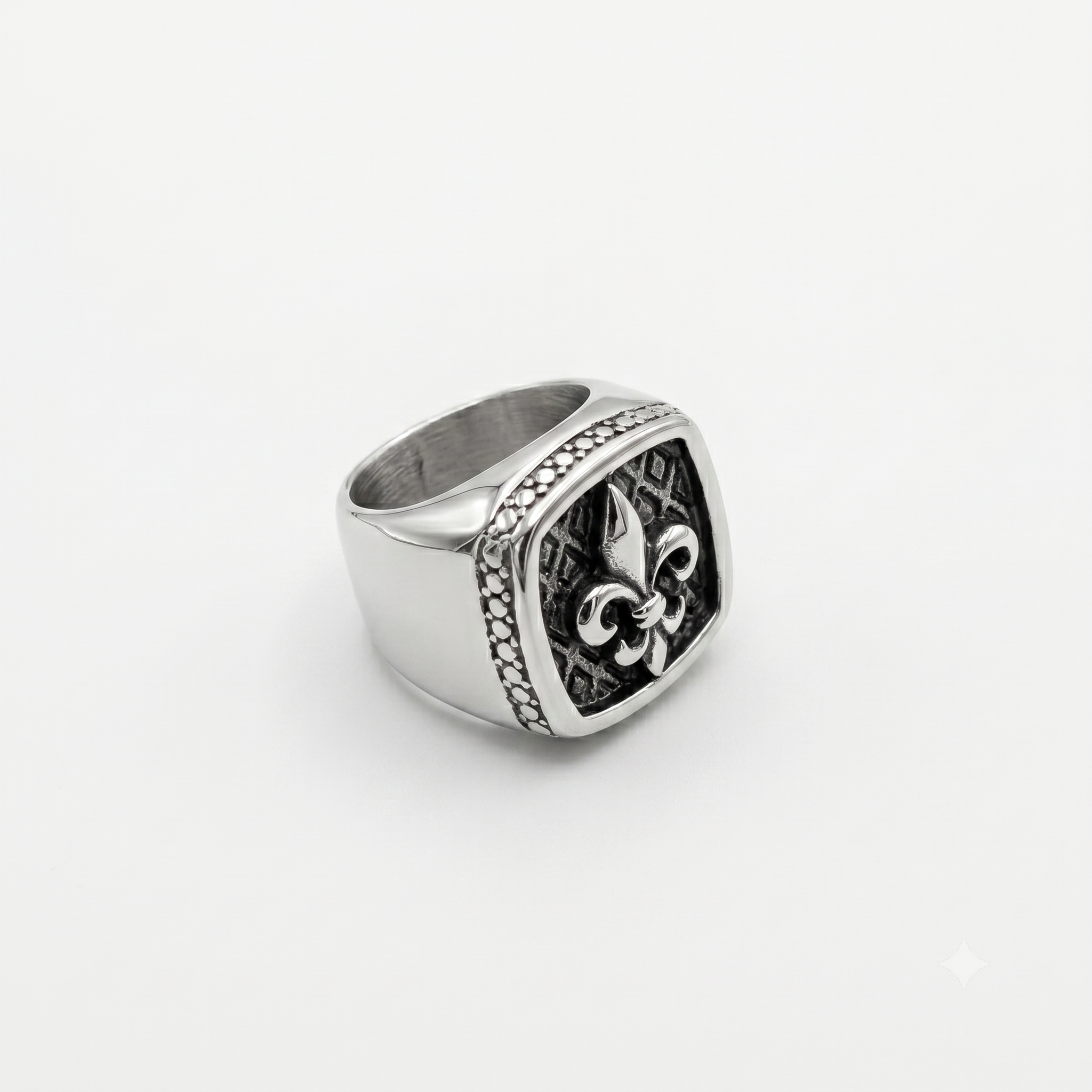 Anillo Flor de Liz