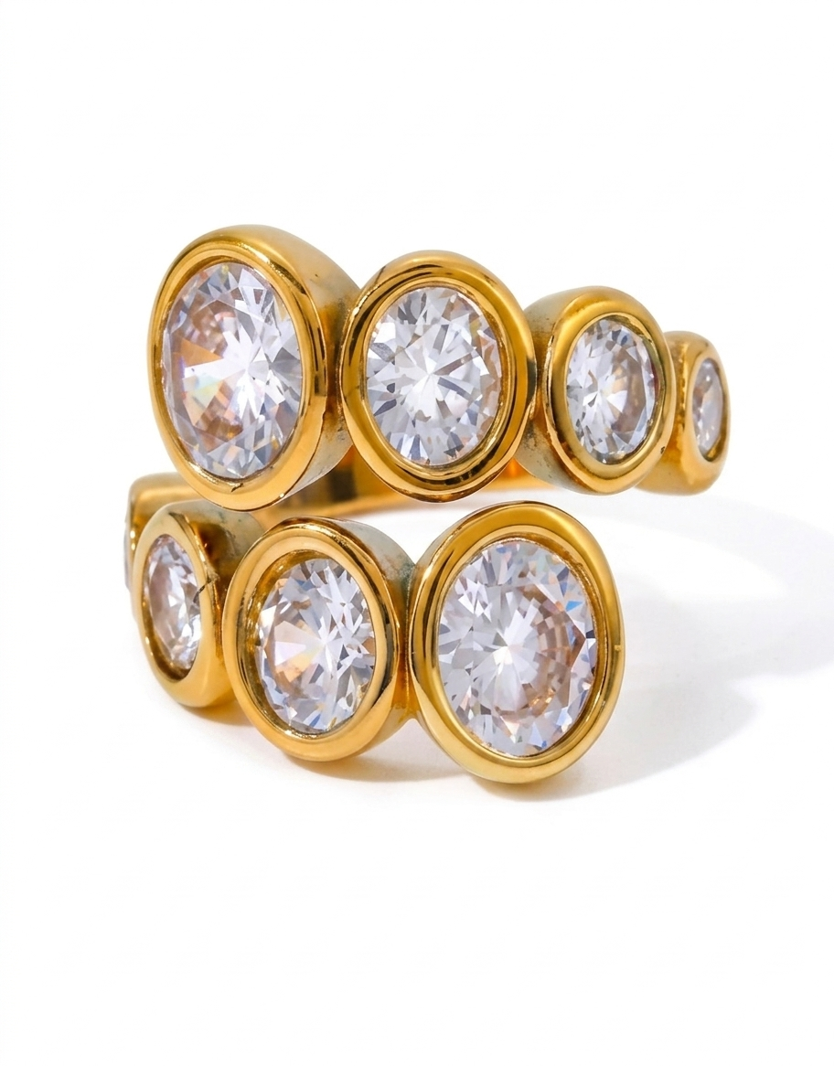 Anillo de 8 zirconias